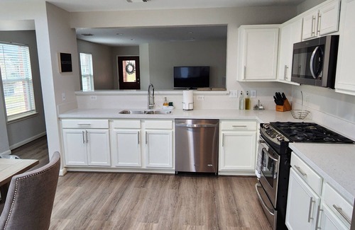 Barker Casa | Beautiful Family/Corporate Home