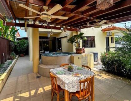 Tarcoles Casa | Beautiful Family Villa near Punta Leona