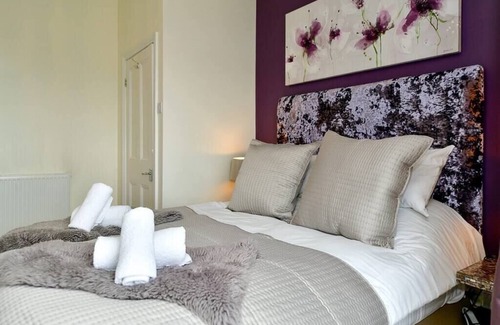 Mumbles Casa | *Beautiful family home in Mumbles, with garden*