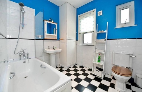 Mumbles Casa | *Beautiful family home in Mumbles, with garden*