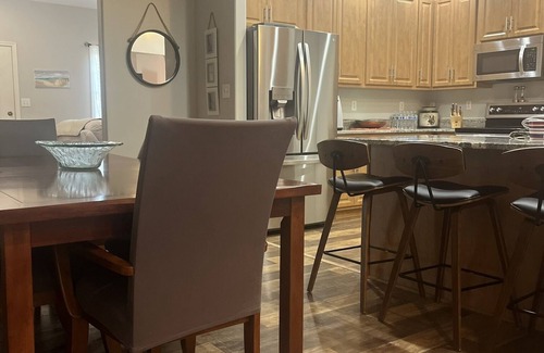 Milton Casa | Beautiful Family home with access to Red Mill Pond