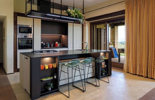 Avigliano Umbrio Villa | VILLA IDEAL PARA FAMILIAS, AC, GRAN PISCINA CLIMATIZADA, HERMOSO PANORAMA