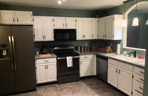 Mooresville Casa | Beautiful family/pet friendly home, great location