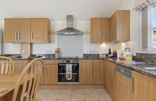 Whitland Cabaña | Beautiful farm house with luxury hot tub