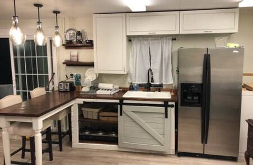 Fernandina Beach Condominio | Beautiful farmhouse in Fernandina Beach
