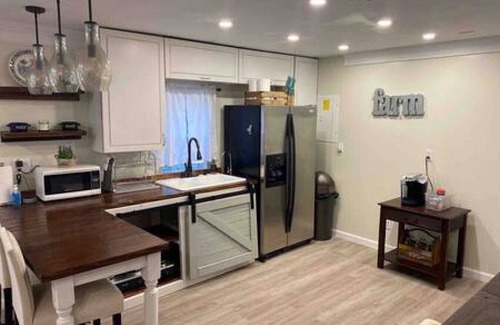 Fernandina Beach Condominio | Beautiful farmhouse in Fernandina Beach