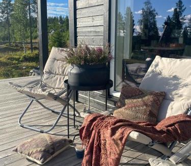 Amot Casa | Beautiful Forest Cabin Near Ski Trails