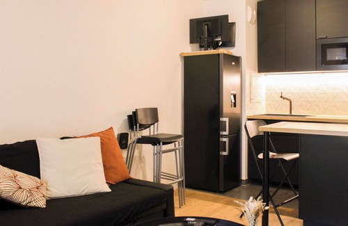 Silly-Gallieni Apartamento | Beautiful 1-bedroom apartment with terrace