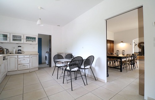 L'Isle-sur-la-Sorgue Villa | Hermosa villa de vacaciones con piscina en Saint-Antoine