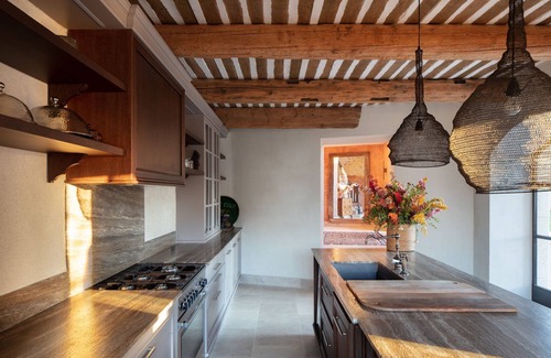 Maussane Villa | Beautiful Luxury 5 bedroom Villa rental near Les Baux-de-Provence with Heated pool