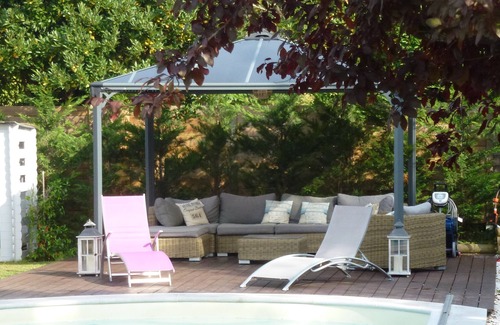 Meschers-sur-Gironde Villa | HERMOSA CASA ESTILO DE MADERA TROPICAL con PISCINA CALEFACTADA a 28 ° + REFUGIO> PLAYAS 80