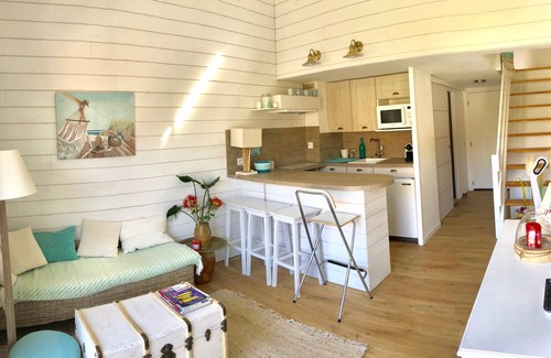 Saint-Palais-sur-Mer Apartamento | Hermoso apartamento de acceso directo a la playa