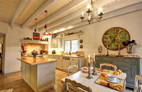 St.-Remy-de-Provence Casa | Hermosa villa de lujo renovada en St. Remy De Provence con piscina y WIFI