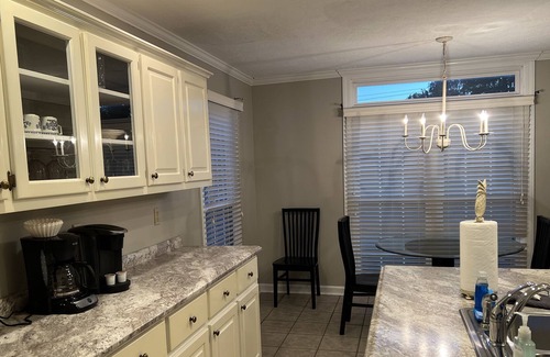 Jackson Casa | BEAUTIFUL FULLY FURNISHED WELL APPOINTED HOME IN NORTH JACKSON