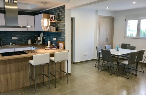 La Siesta Villa | Preciosa villa independiente totalmente reformada con piscina privada.