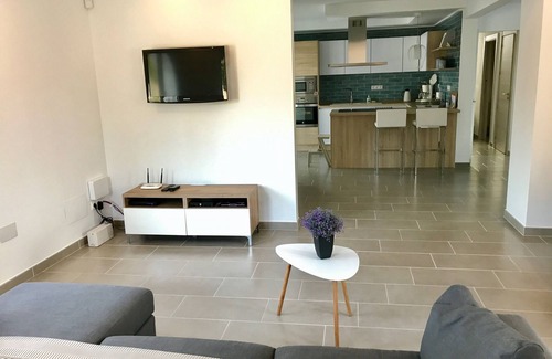 La Siesta Villa | Preciosa villa independiente totalmente reformada con piscina privada.
