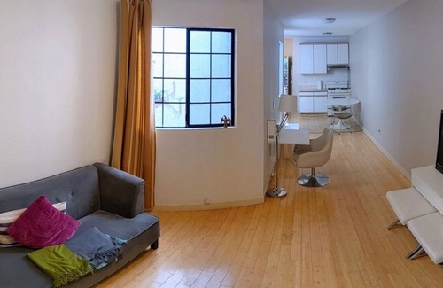 South Beach Apartamento | Beautiful furnished large two bedroom apartment in the heart of SF