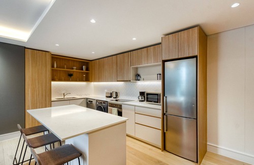Sea Point Apartamento | Beautiful furnished apartment in Sea Point, Cape Town.