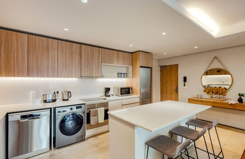 Sea Point Apartamento | Beautiful furnished apartment in Sea Point, Cape Town.