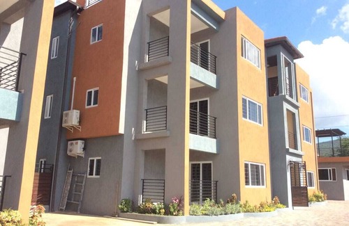 Gordon Town Apartamento | Hermoso apartamento amueblado con todas las comodidades modernas.