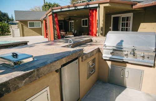 South Redlands Casa | Beautiful, Furnished Redlands CA Home with a Pool