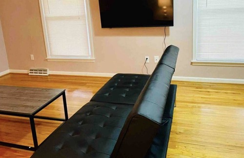 Burlington Casa | Beautiful Getaway in Burlington