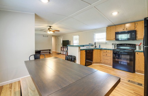 Huntsville Casa | Beautiful Getaway - Ride to Cumberland Trails!