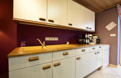 Tillet Apartamento | Casa de campo independiente en Sainte-Ode con un gran jardín