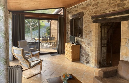 Connac Casa | Great detached holiday home with views and pool