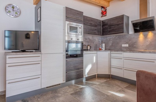 Grundau Apartamento | Beautiful group accommodation near the ski lift