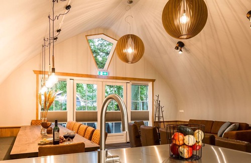 De Bult Villa | Hermoso alojamiento para grupos con barbacoa en la reserva natural.