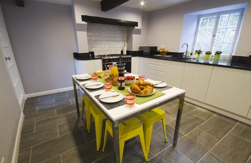 Bath Cabaña | Beautiful Grade II Period Cottage in Bath with 3 beds sleeps 6