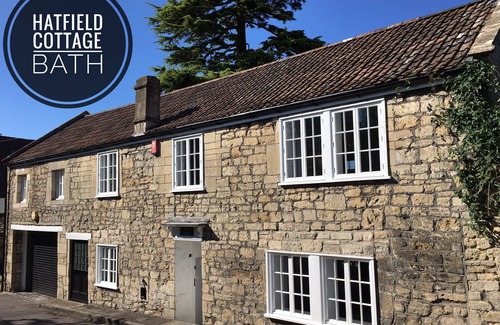 Bath Cabaña | Beautiful Grade II Period Cottage in Bath with 3 beds sleeps 6