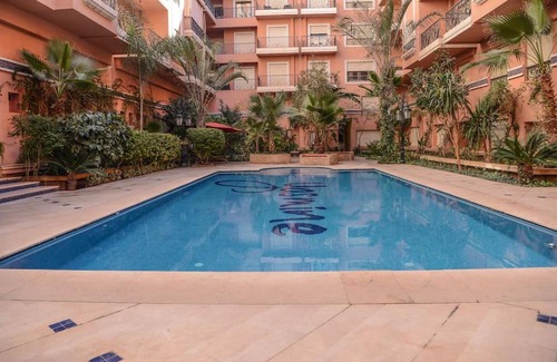 Semlalia Apartamento | Beautiful, great equipped 122 m holiday apartment near Majorelle Garden and Gueliz with pool views and a large balcony and terrace