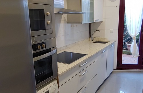 Santander Apartamento | Precioso bajo en Santander: jardín, piscina y cerca de la playa, ideal familias!