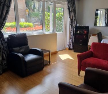 Rochester Apartamento | Beautiful Ground floor flat in the Heart of Rochester with balcony mobility friendly