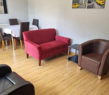 Rochester Apartamento | Beautiful Ground floor flat in the Heart of Rochester with balcony mobility friendly