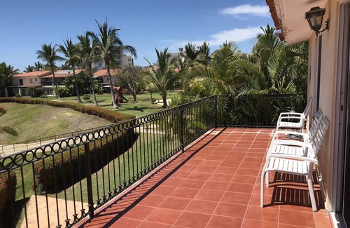 Puerto Vallarta Casa | BEAUTIFUL HOUSE IN EXCLUSIVE CONDO W/ BEACHFRONT
