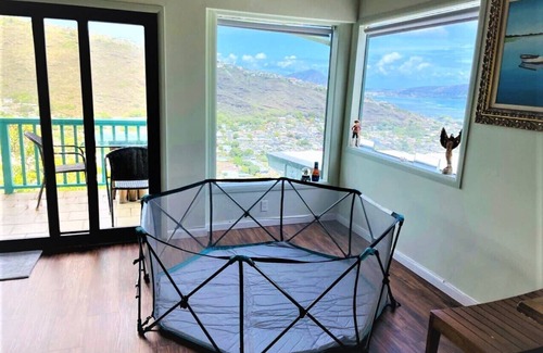 Waialae Iki Ridge Casa | Beautiful Hawaii! Panoramic Ocean View, a Private Pool!