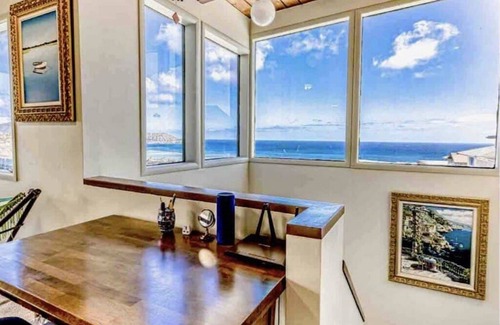 Waialae Iki Ridge Casa | Beautiful Hawaii! Panoramic Ocean View, a Private Pool!
