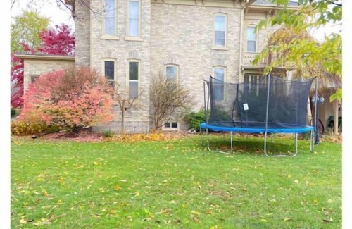 Goderich Casa | Beautiful Heritage Home With Pool