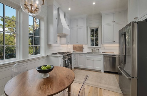Hammocks of Seagrove Casa | Beautiful high end CARRIAGE HOUSE in Old Seagrove