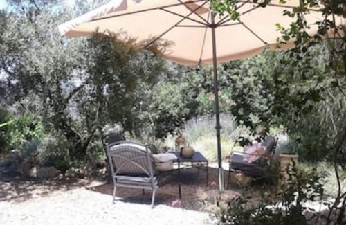 Jerzu Apartamento | Beautiful hillside holiday rental with sea views and pool