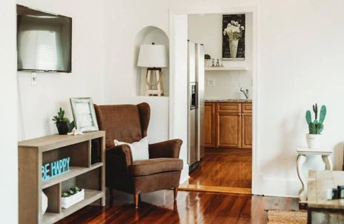 Historic Uptown Casa | Beautiful Historic Downtown St Pete Bungalow - 7BR!