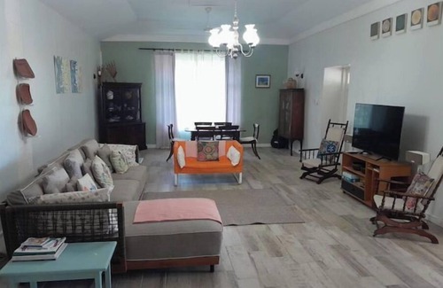 Garrison Historic Area Apartamento | Beautiful Historic villa with pool near Horse racing track