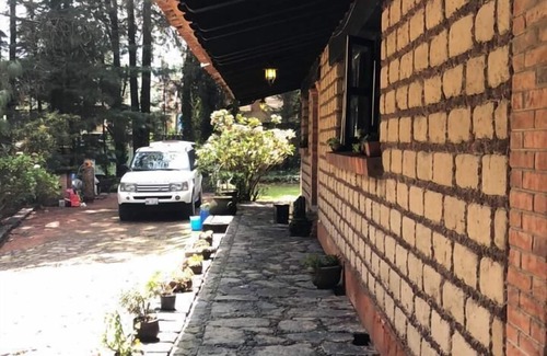 Alvaro Obregon Casa | Hermosa casa en medio del gran jardín. 3 dormitorios 2 baños en el bosque
