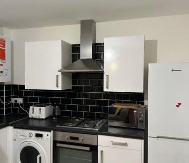 Hoe Street Apartamento | Beautiful Hoe Street Dream Ground Floor one bedroom apartment