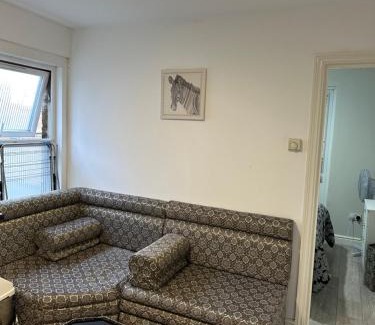 Hoe Street Apartamento | Beautiful Hoe Street First Floor one bedroom apartment B Walthamstow
