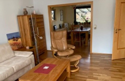 Wachtberg Apartamento | Beautiful holiday apartment near the nature reserve and the city limits of Bonn