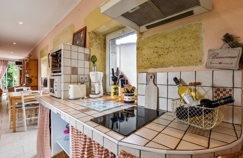 Monprimblanc Casa | Casa en Monprimblanc con Piscina y Viñedos